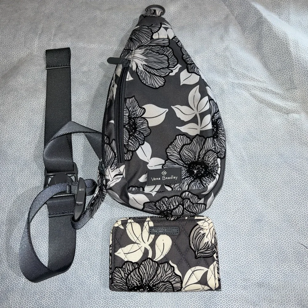 Vera Bradley LightenUp Essential Compact Mini Sling/WalletGray White Moon Shadow